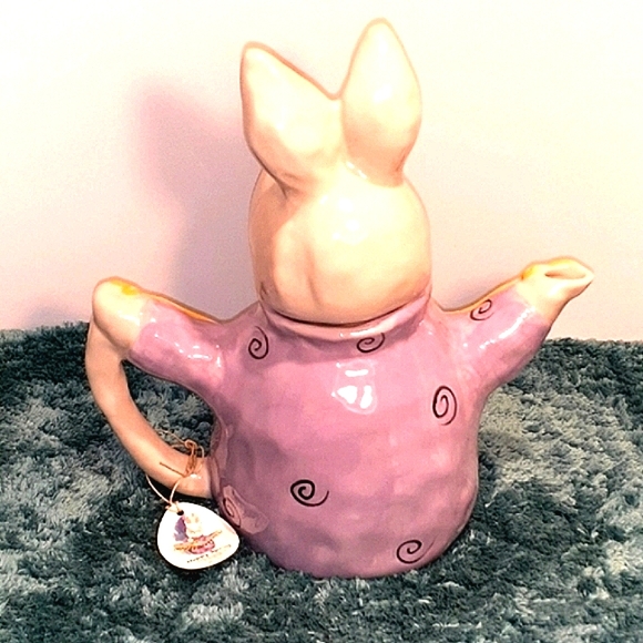 Blue Sky Clayworks Bunny Tea Pot by Heather Goldminc - Picture 8 of 8